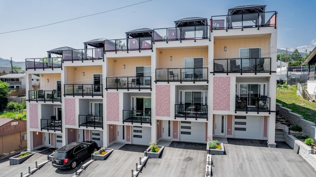 Aisha's Jewel downtown Osoyoos property